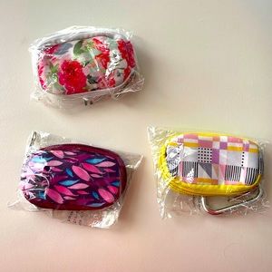 NEW, NEVER USED, Small pouch with zipper + carabiner + 8 essential oil sleeves